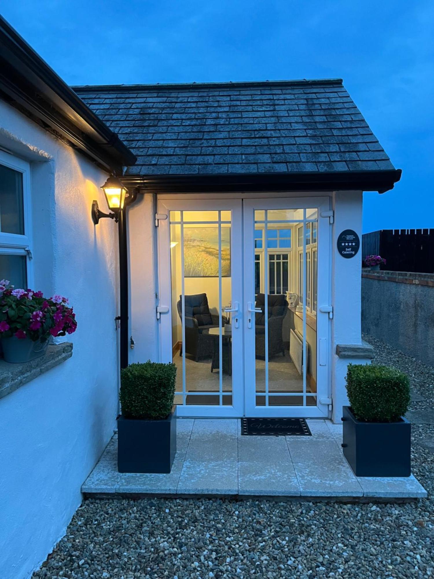 The Cottage At Ashbrook - Charming Country Cottage Near Belfast Bagian luar foto
